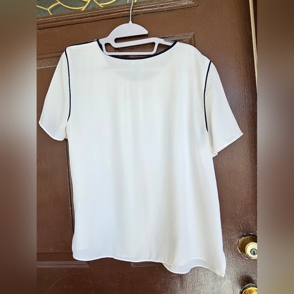 BANANA REPUBLIC BLOUSE - Picture 2 of 3